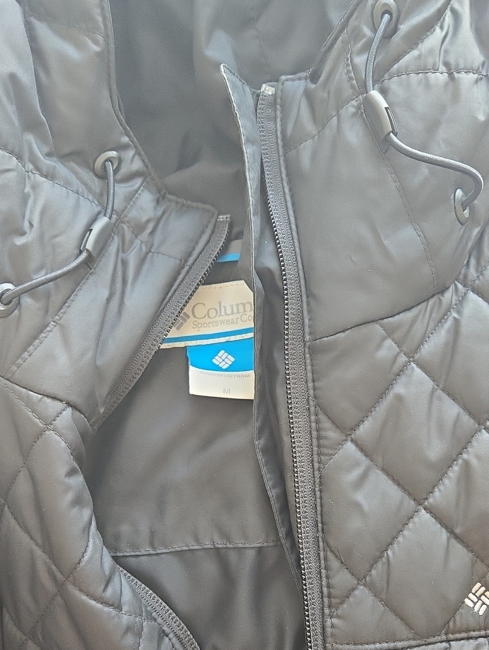 Columbia Women's Black Quilted Hooded Puffer Jacket - Picture 2 of 4
